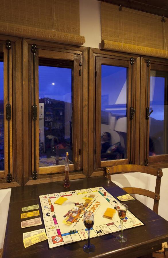 Mpelleiko Hotell Stemnitsa Exteriör bild